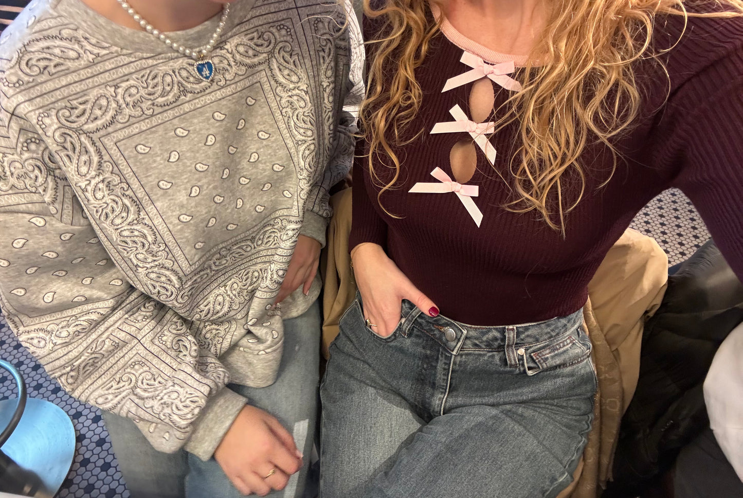 Body met strikdetails