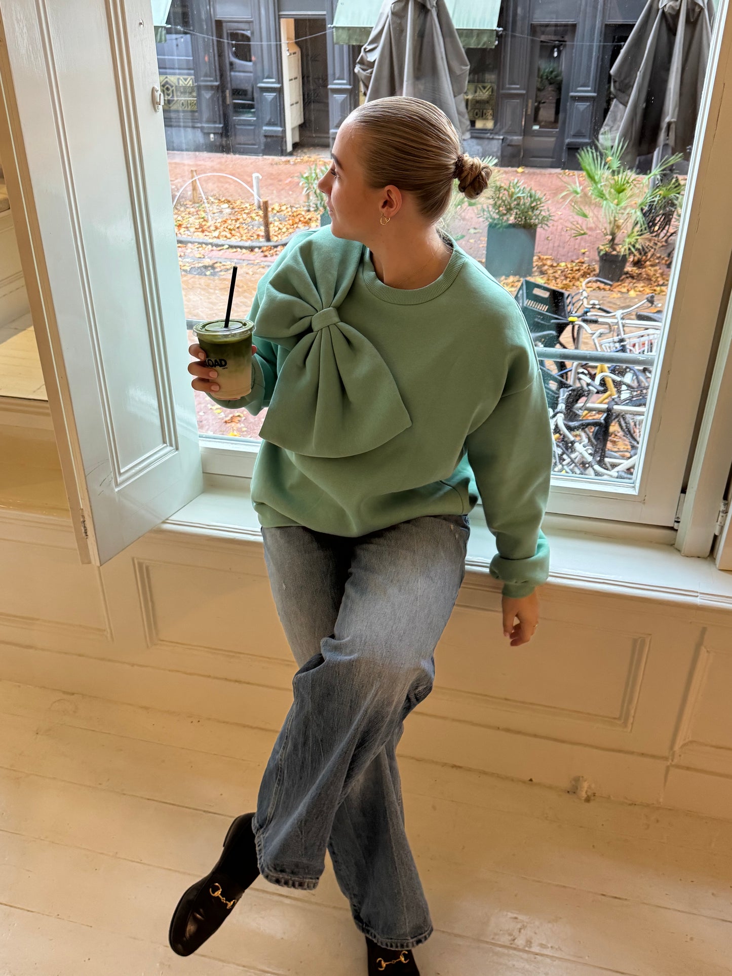 Mintgroene strik trui