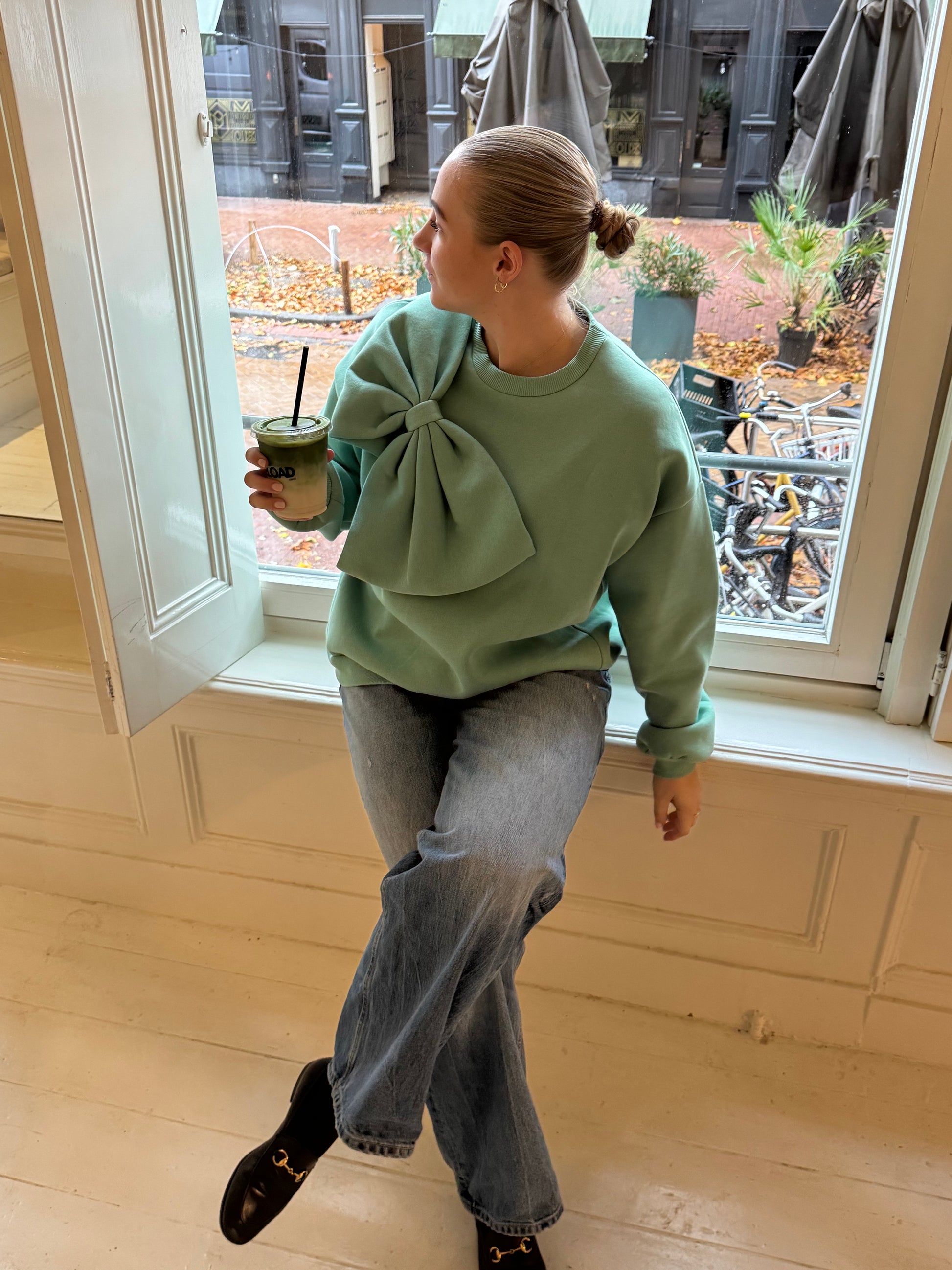 Mintgroene strik trui