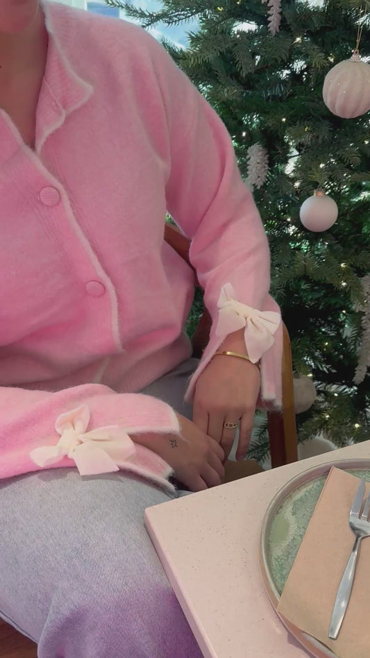 soft pink strikjes vest